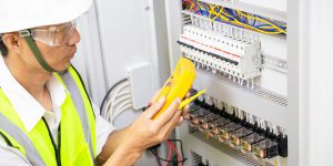 Romazi - Sua energia nossa marca A importância da Manutenção Preventiva em instalações elétricas  