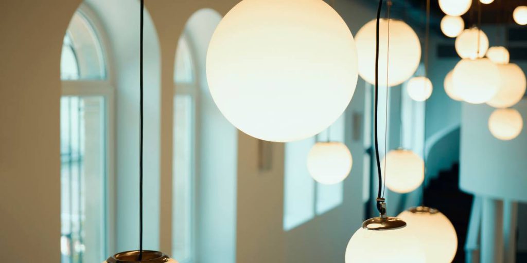 Romazi - Sua energia nossa marca Segurança elétrica em design de interiores  